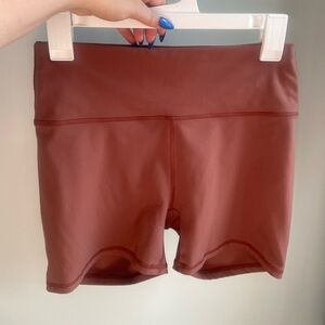 Guru butter shorts size M